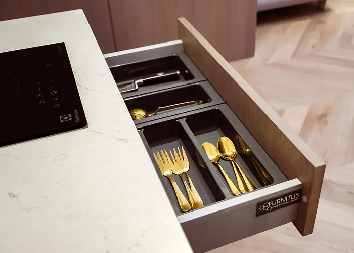 Golden Dunes Apartment *